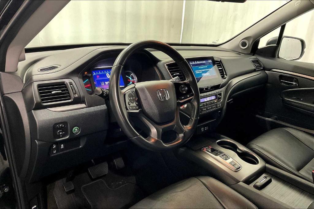 used 2022 Honda Pilot car, priced at $32,550