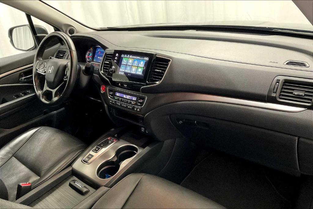 used 2022 Honda Pilot car, priced at $32,550