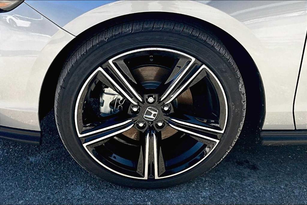 new 2025 Honda Accord Hybrid car, priced at $34,805