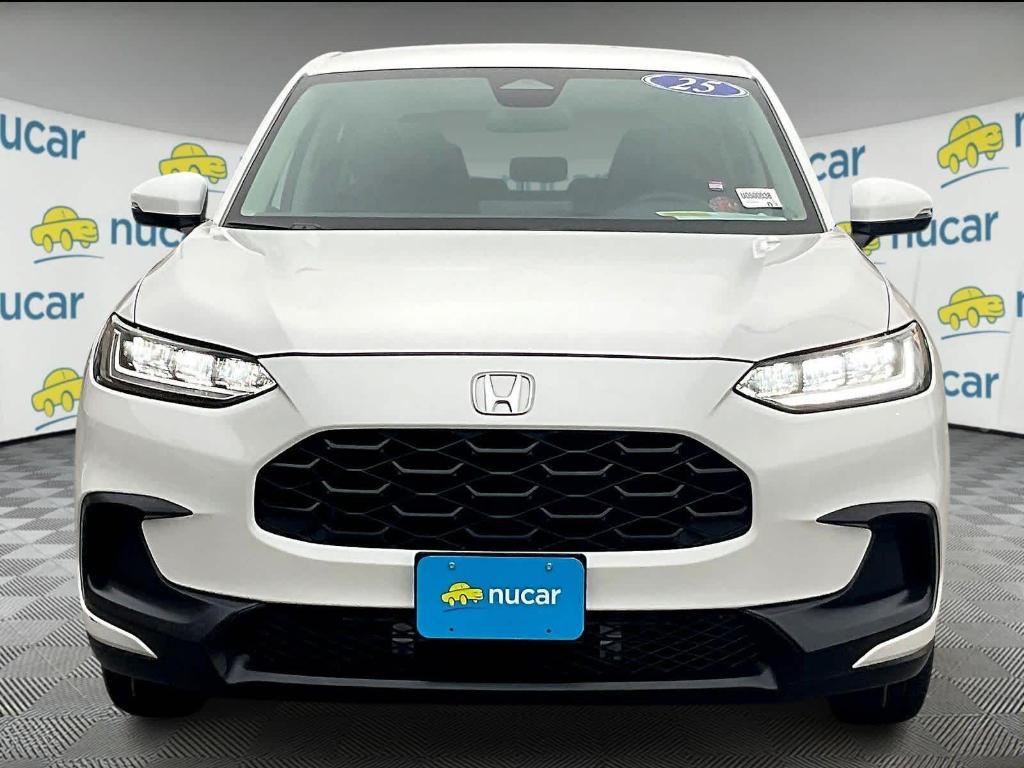 used 2025 Honda HR-V car, priced at $27,500