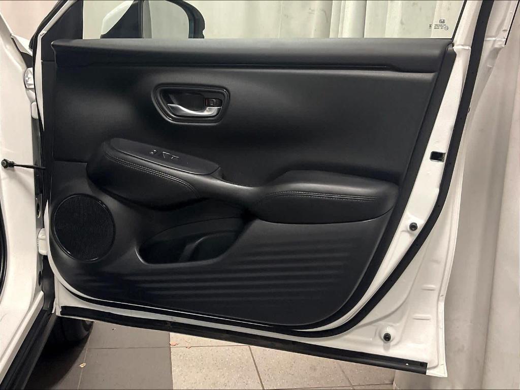 used 2025 Honda HR-V car, priced at $27,500