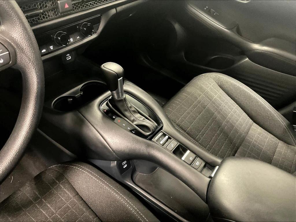 used 2025 Honda HR-V car, priced at $27,500