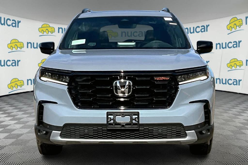 new 2025 Honda Pilot car, priced at $51,785