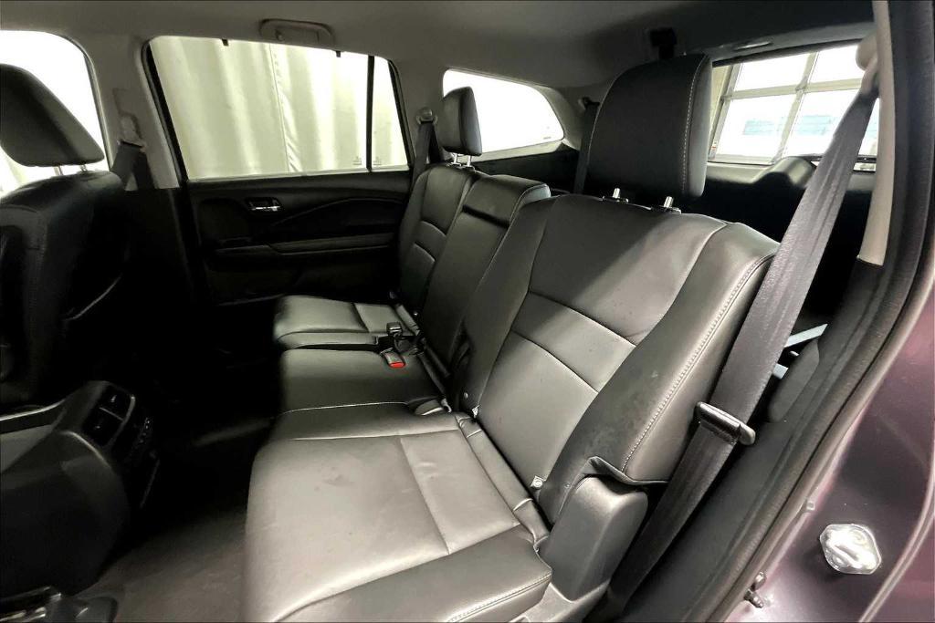 used 2022 Honda Pilot car, priced at $32,977