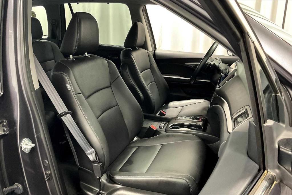 used 2022 Honda Pilot car, priced at $32,977