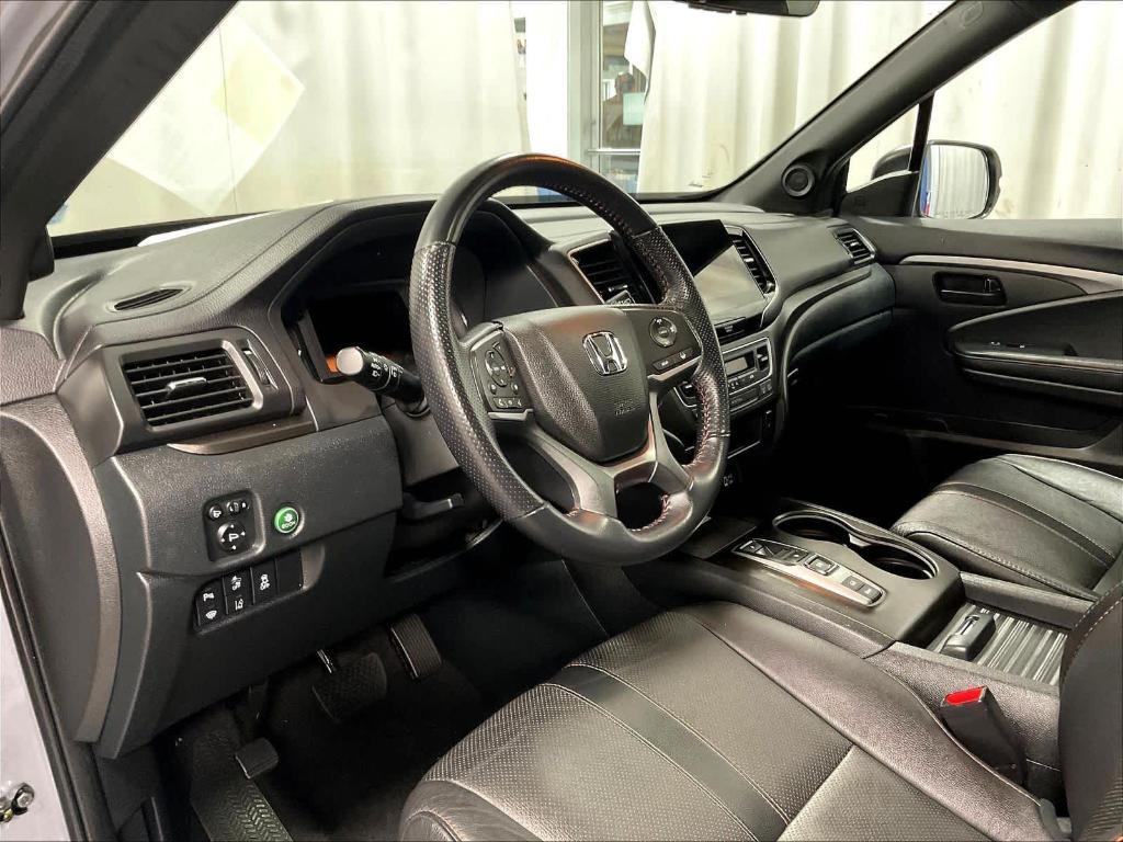 used 2022 Honda Passport car, priced at $33,450