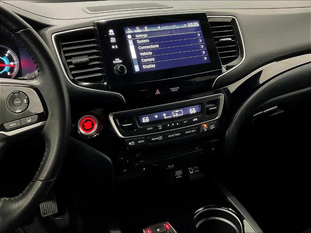 used 2022 Honda Pilot car, priced at $34,950