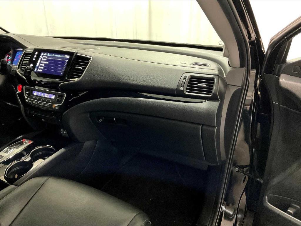 used 2022 Honda Pilot car, priced at $34,950