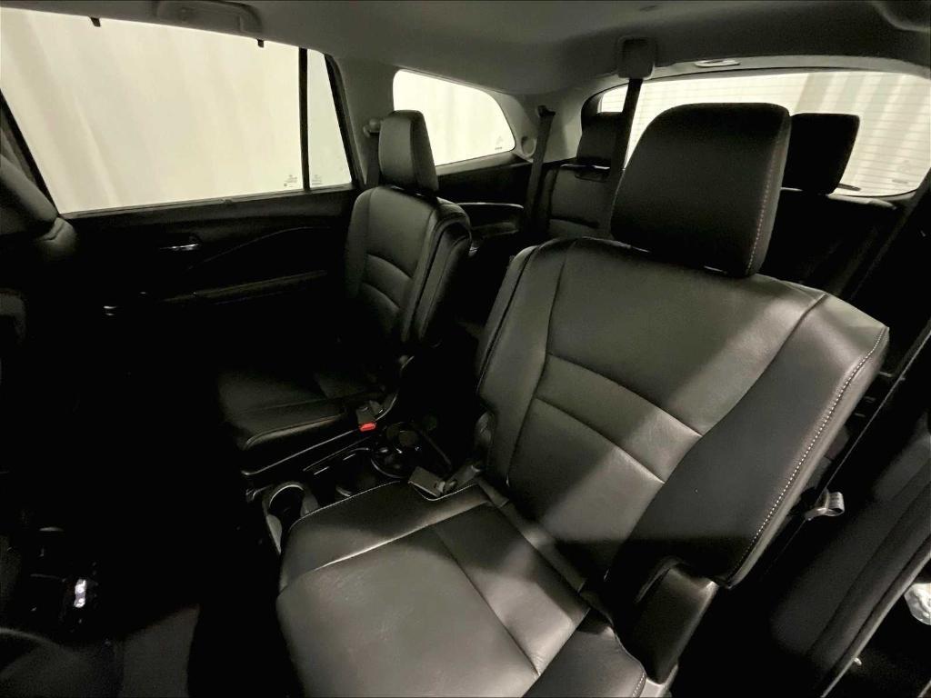 used 2022 Honda Pilot car, priced at $34,950
