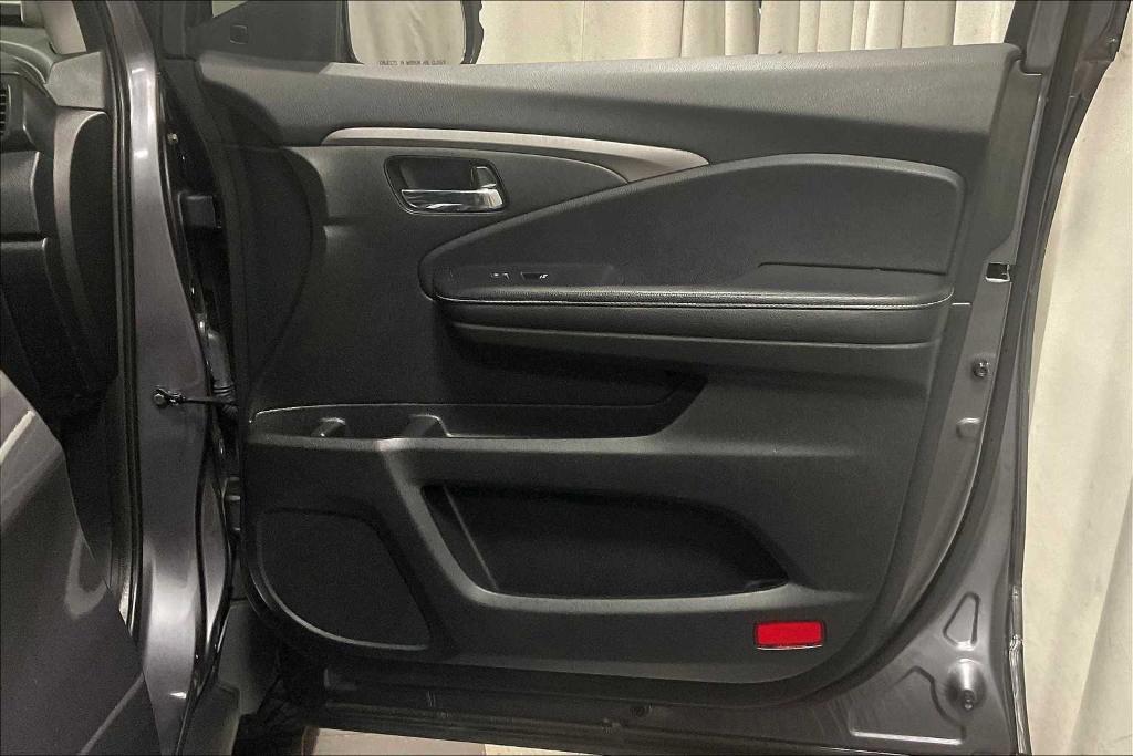 used 2022 Honda Ridgeline car, priced at $33,900