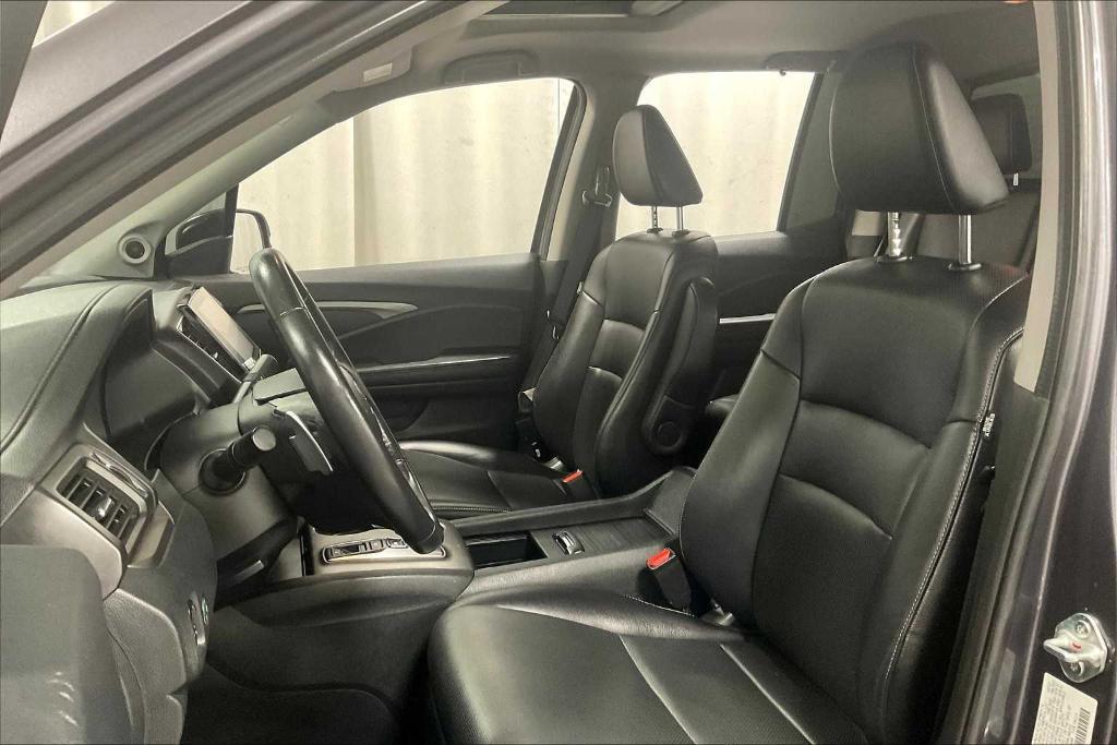 used 2022 Honda Ridgeline car, priced at $33,900