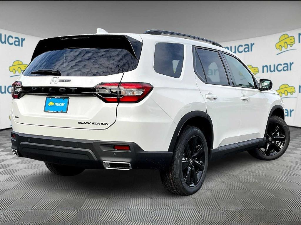 new 2025 Honda Pilot car, priced at $56,530
