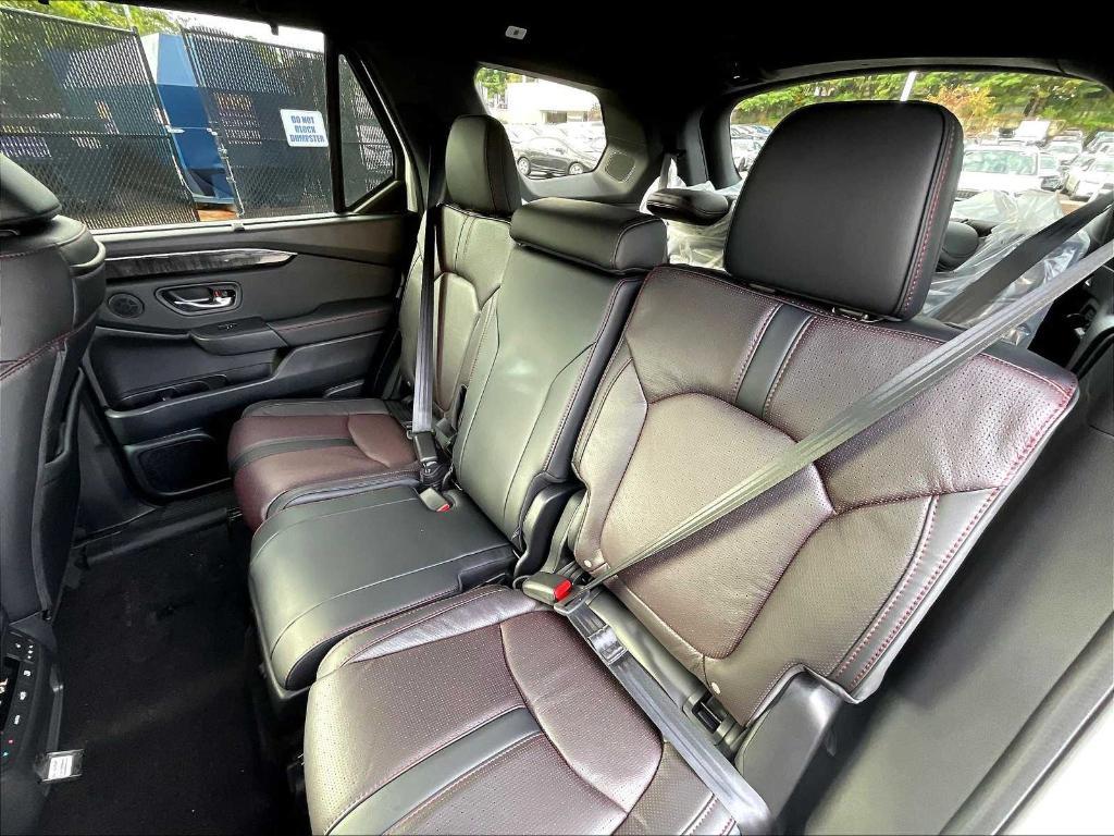 new 2025 Honda Pilot car, priced at $56,530