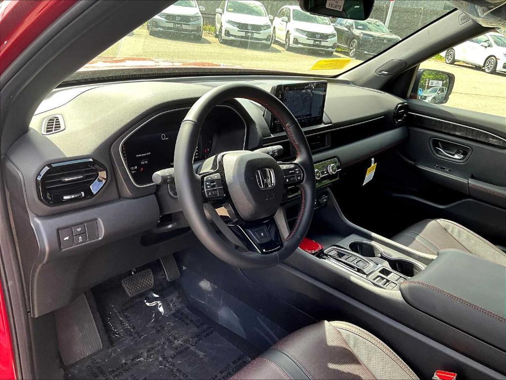 new 2025 Honda Pilot car, priced at $56,485
