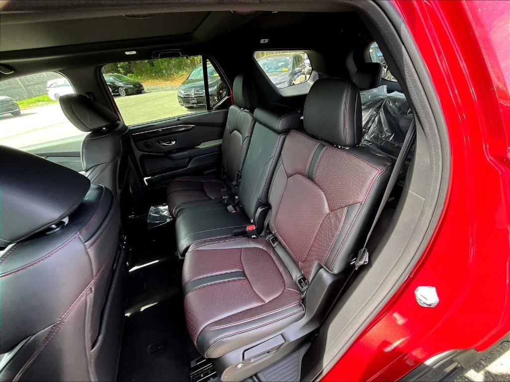new 2025 Honda Pilot car, priced at $56,485