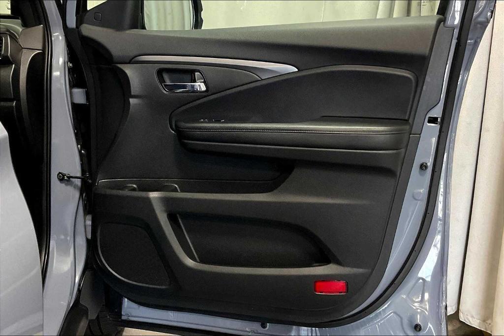 used 2022 Honda Pilot car, priced at $31,800