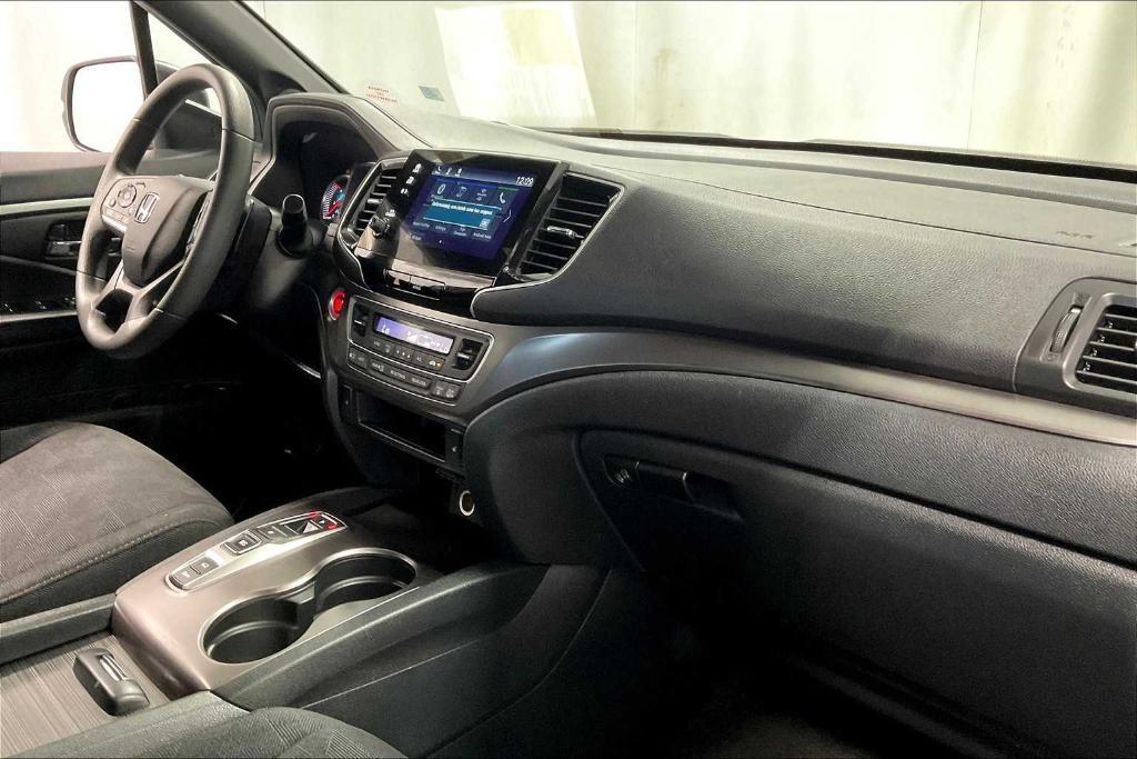 used 2022 Honda Pilot car, priced at $31,800