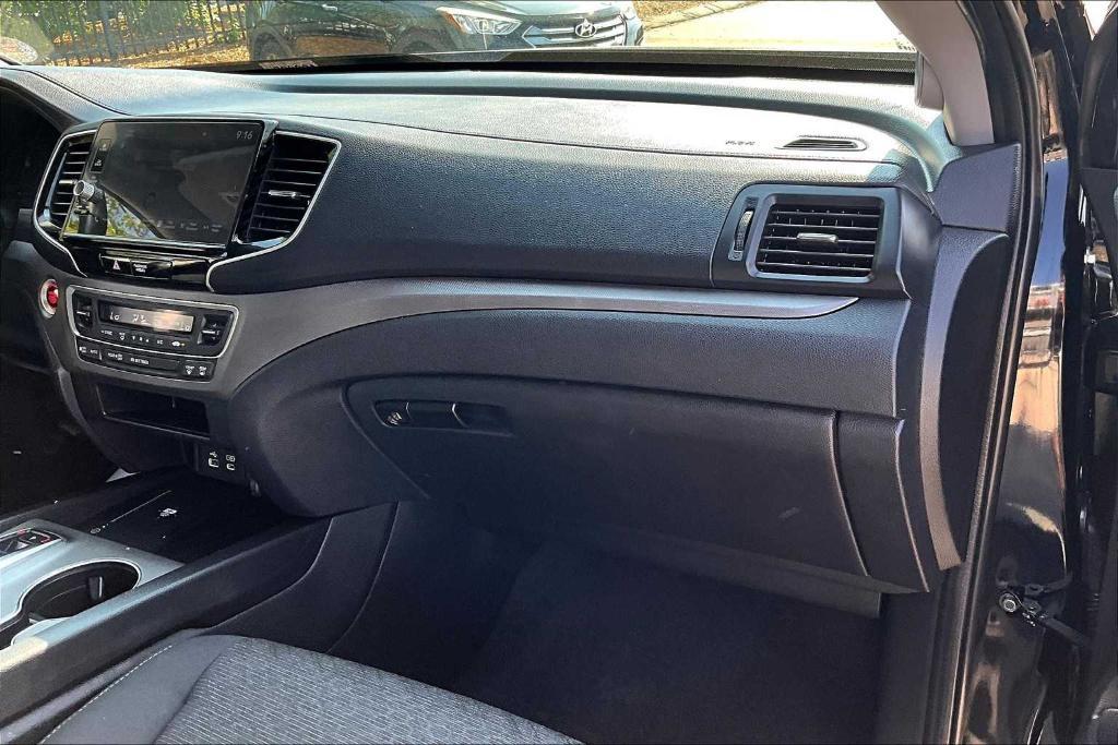 used 2024 Honda Ridgeline car, priced at $35,600