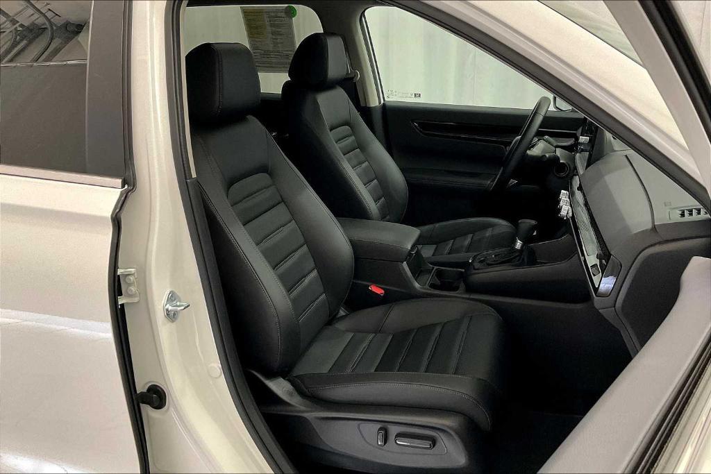 used 2025 Honda CR-V car, priced at $36,300