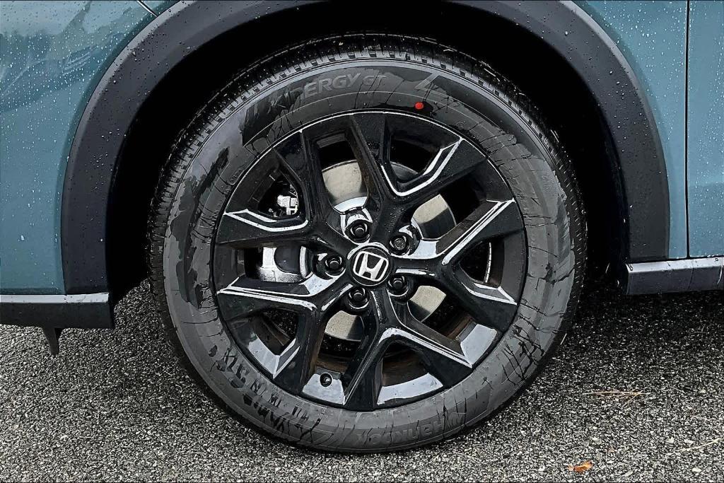 new 2025 Honda HR-V car, priced at $30,850