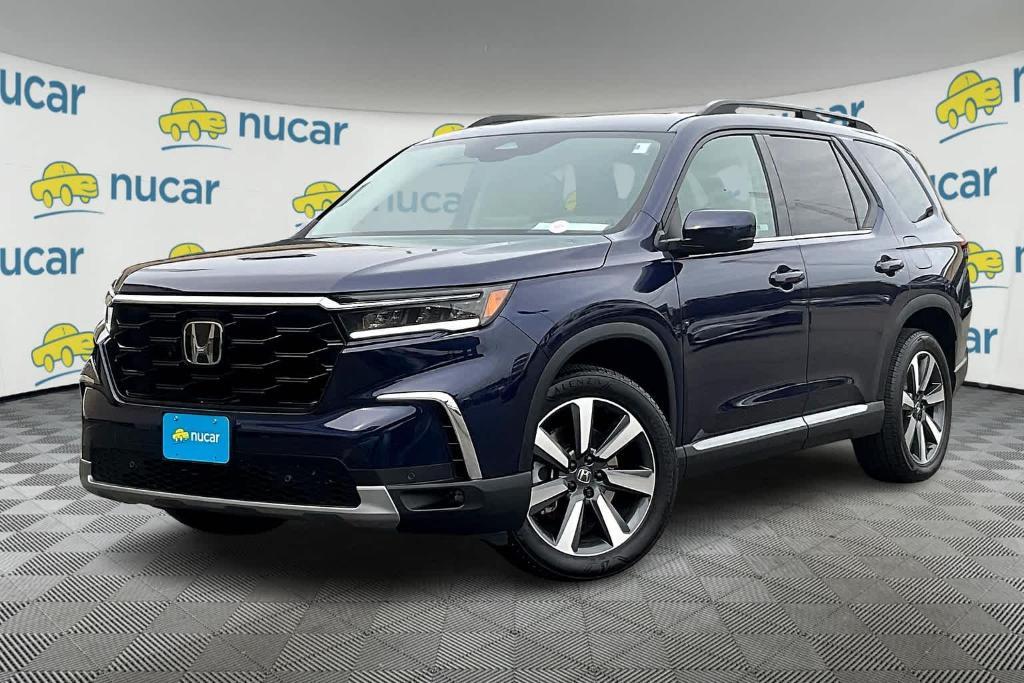 used 2025 Honda Pilot car, priced at $47,800