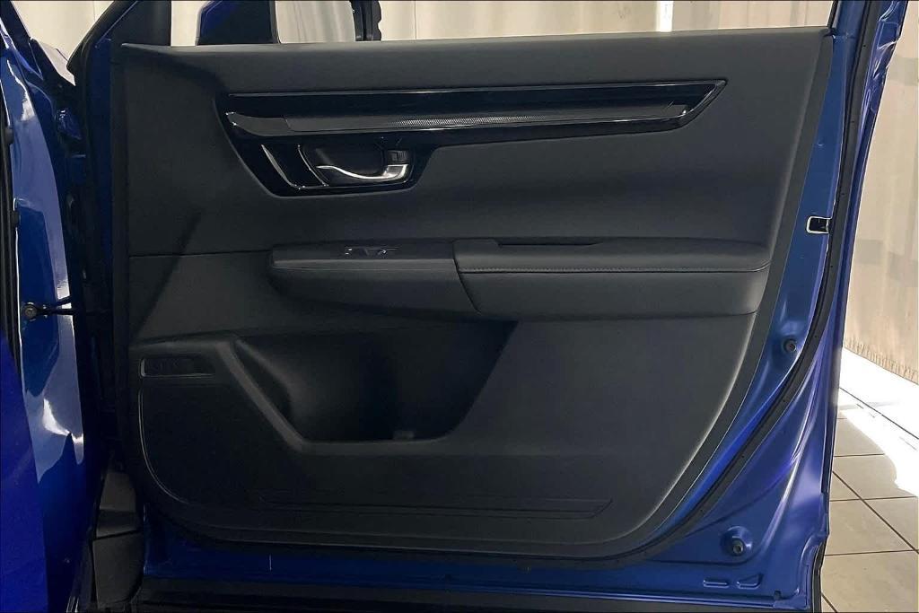 used 2025 Honda CR-V car, priced at $36,500