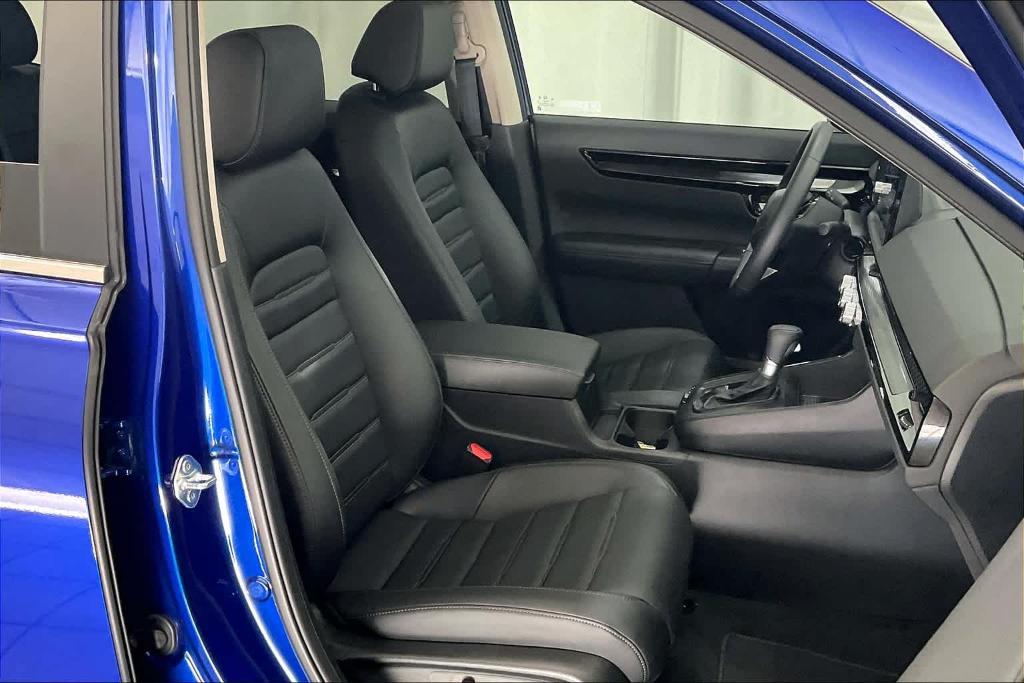 used 2025 Honda CR-V car, priced at $36,500