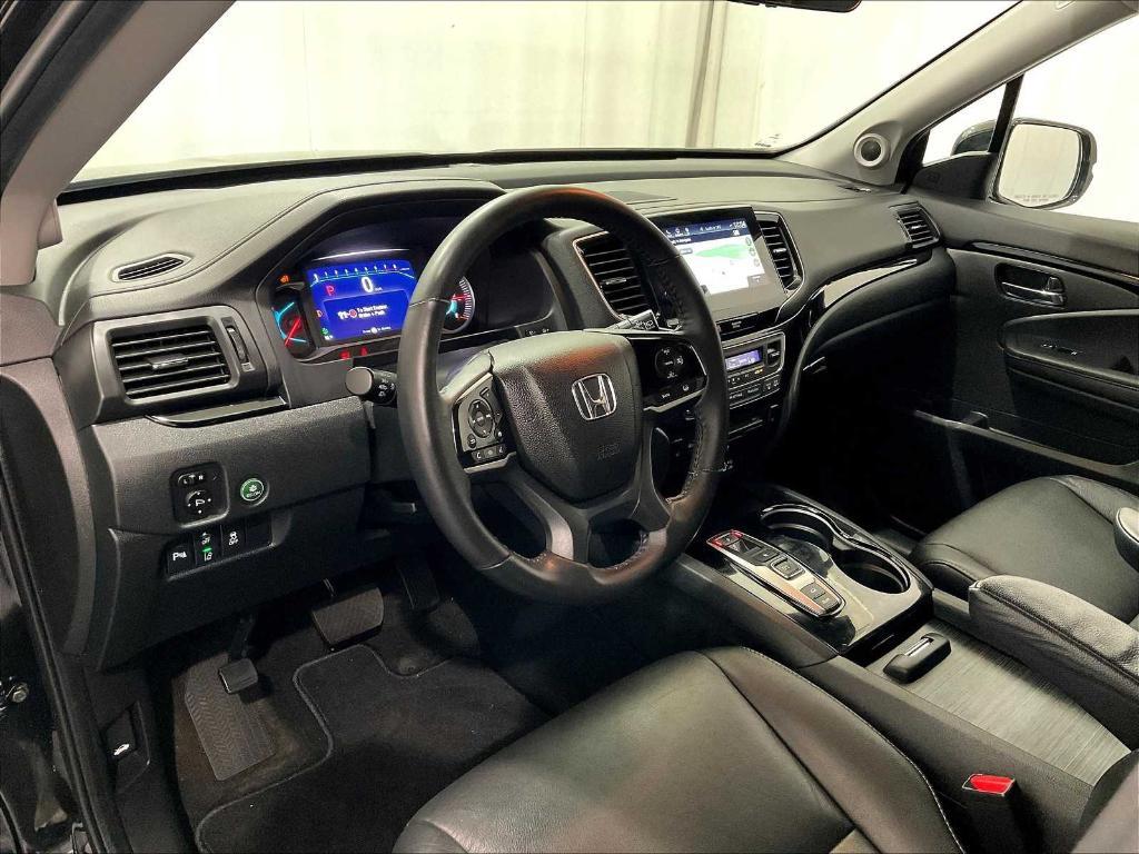 used 2022 Honda Pilot car, priced at $33,500