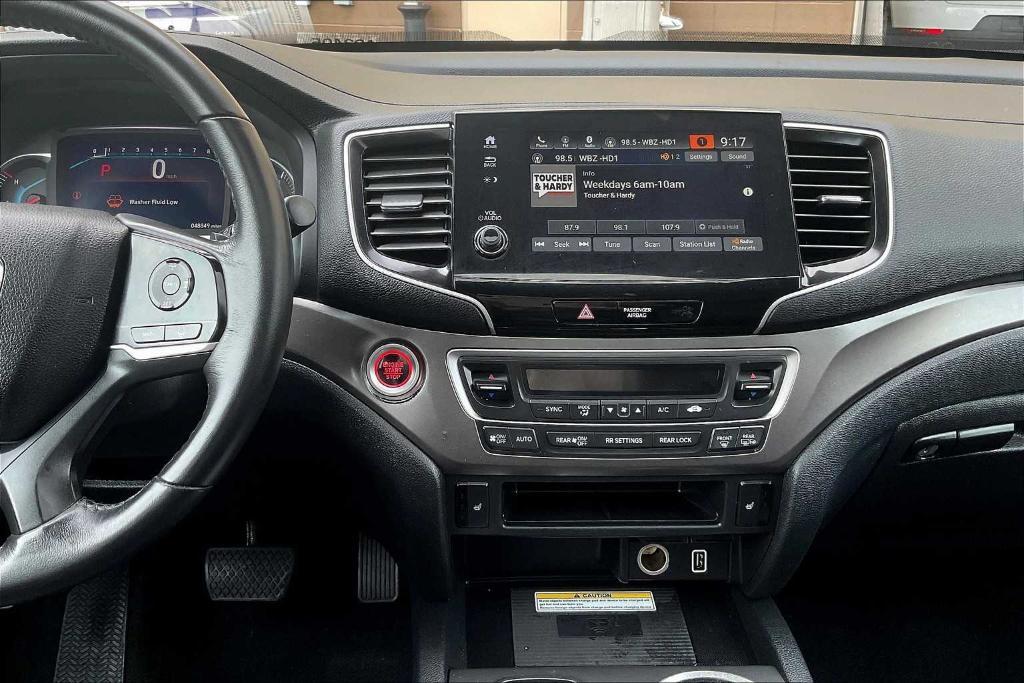 used 2022 Honda Pilot car, priced at $32,950