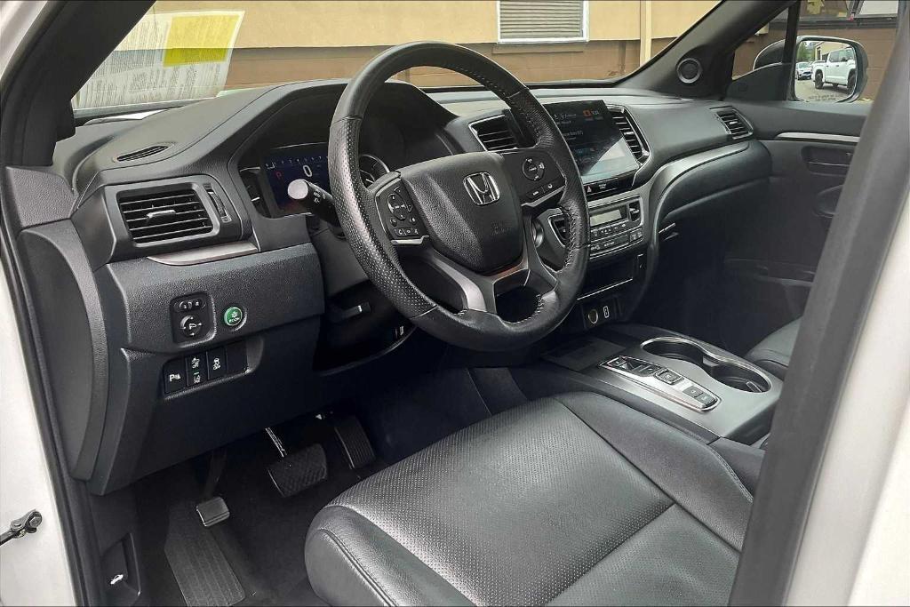 used 2022 Honda Passport car, priced at $32,500