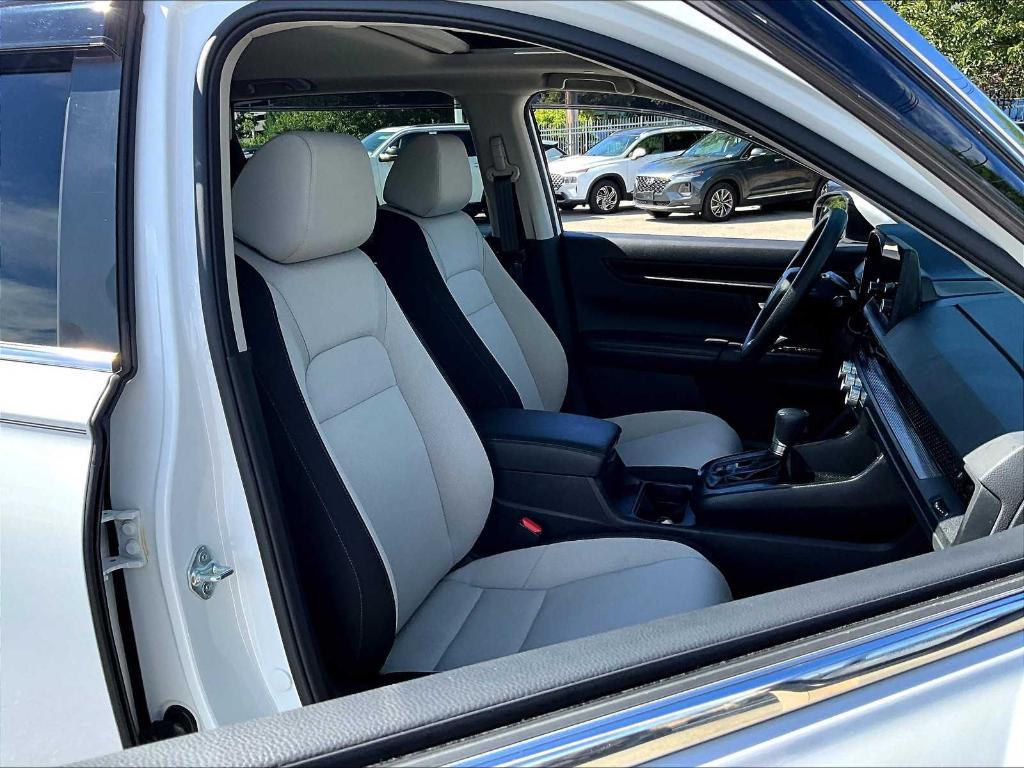 used 2024 Honda CR-V car, priced at $31,800