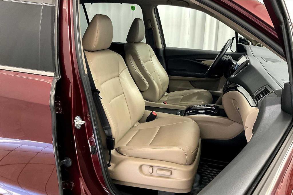 used 2021 Honda Pilot car, priced at $29,950