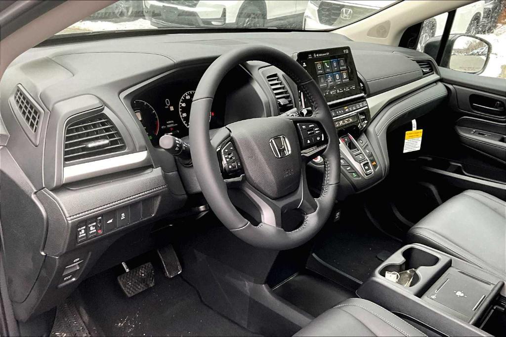 new 2025 Honda Odyssey car, priced at $43,670
