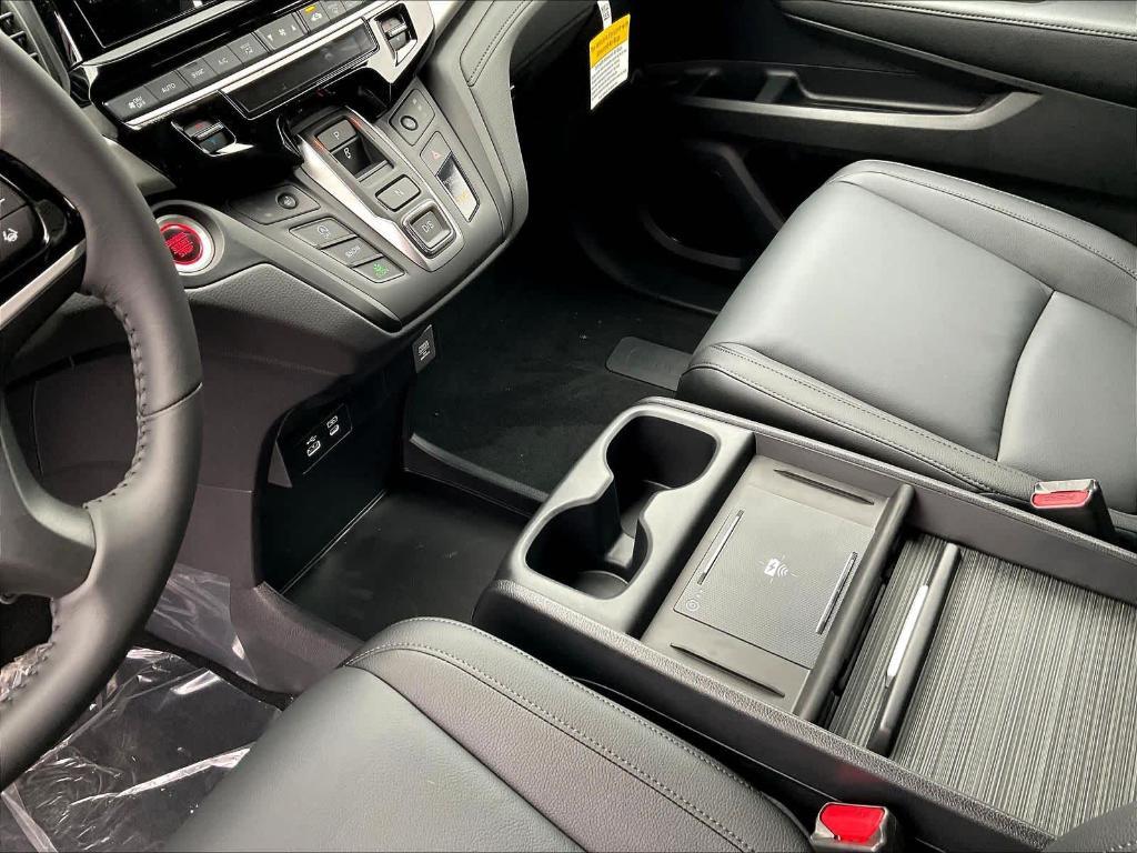 new 2026 Honda Odyssey car, priced at $44,290