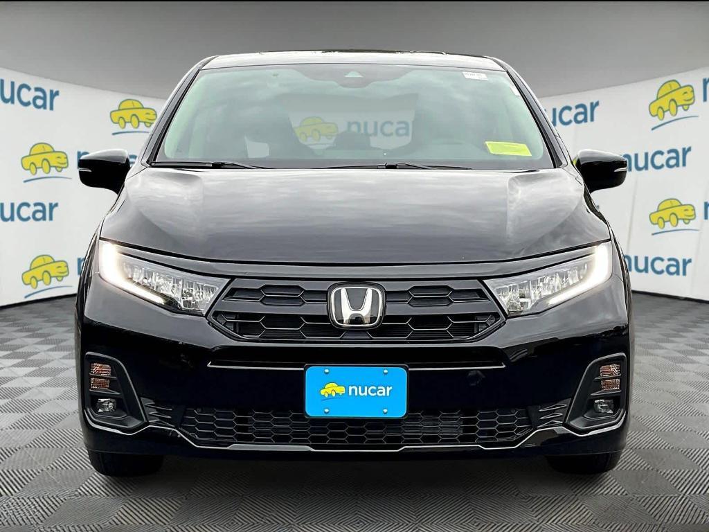 new 2026 Honda Odyssey car, priced at $44,290