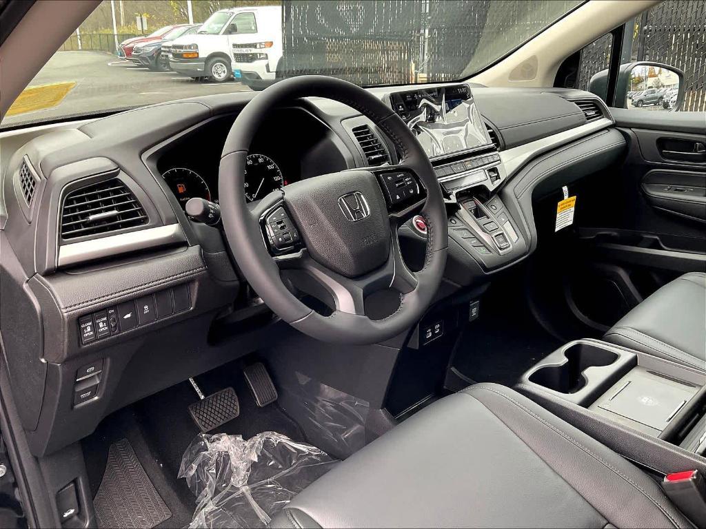 new 2026 Honda Odyssey car, priced at $44,290