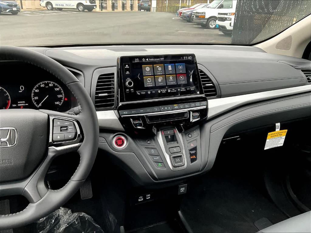 new 2026 Honda Odyssey car, priced at $44,290