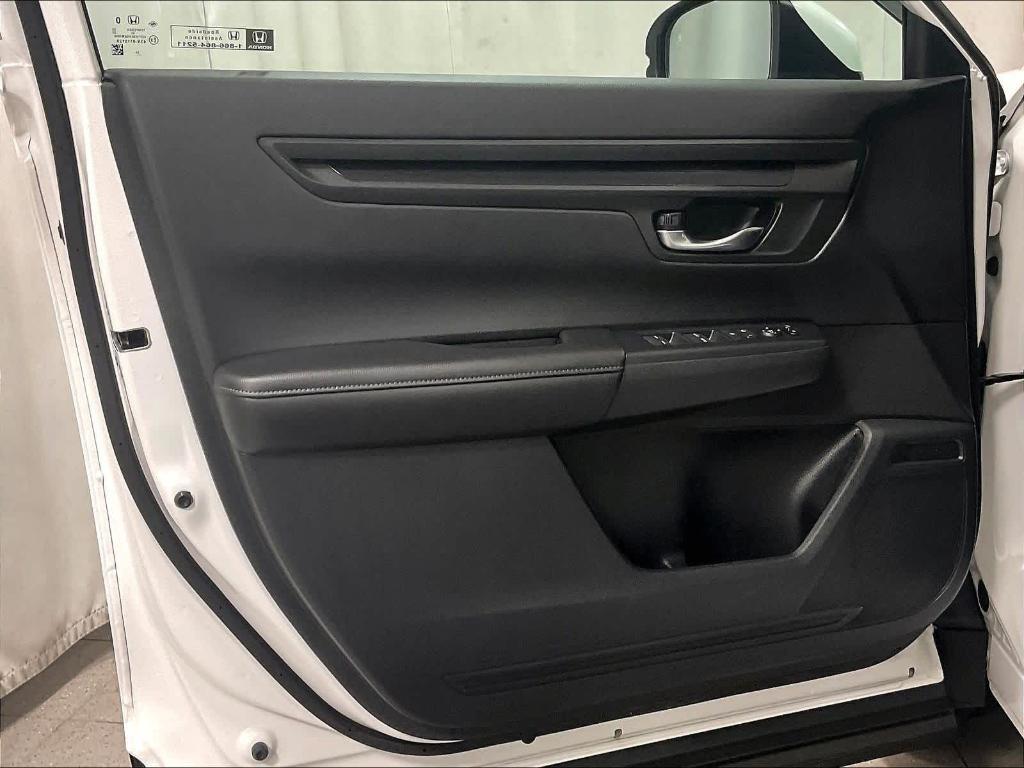 used 2025 Honda CR-V car, priced at $32,150