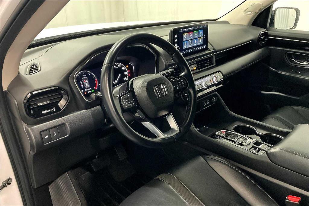 used 2023 Honda Pilot car, priced at $43,500