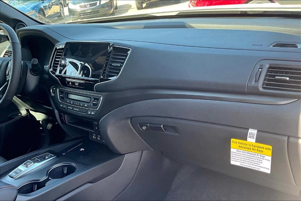 new 2025 Honda Ridgeline car, priced at $49,185
