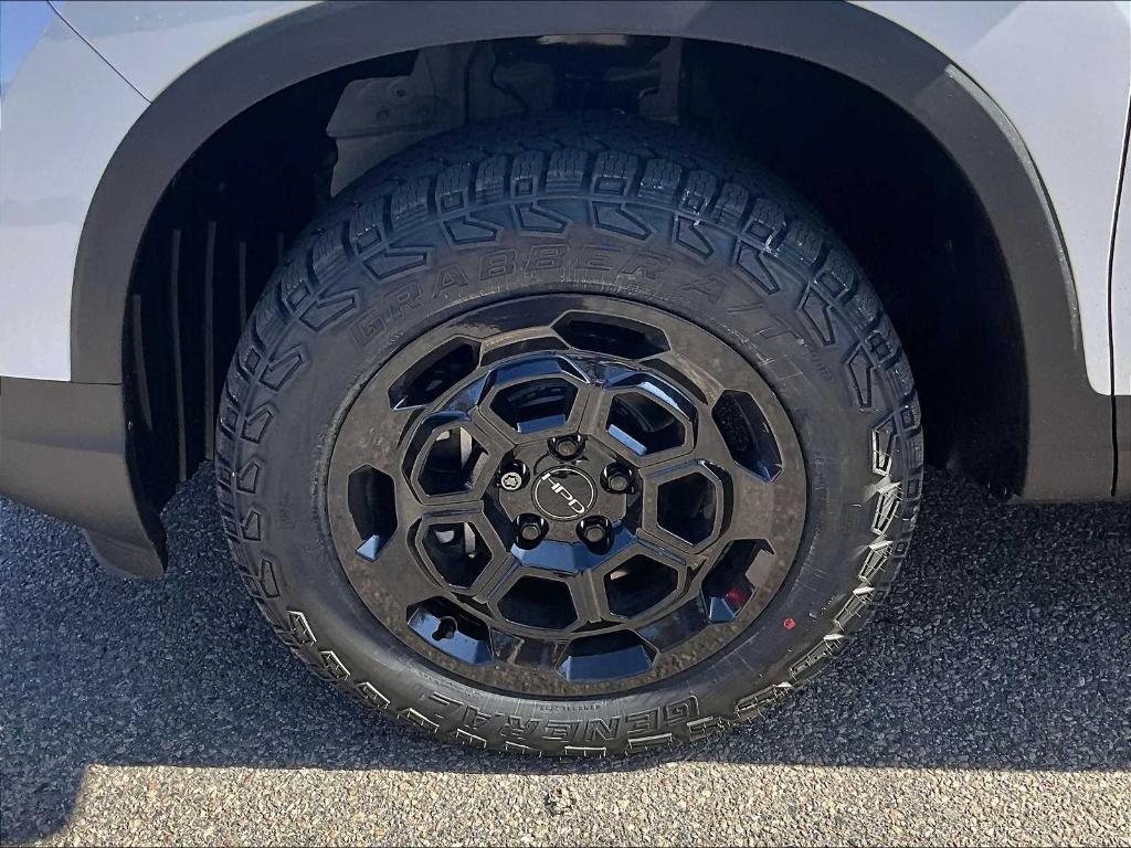 new 2025 Honda Ridgeline car, priced at $46,406