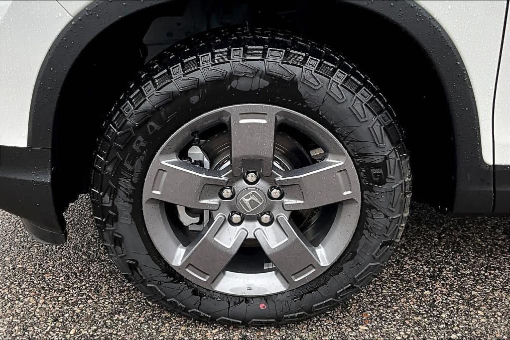 new 2025 Honda Ridgeline car, priced at $47,230