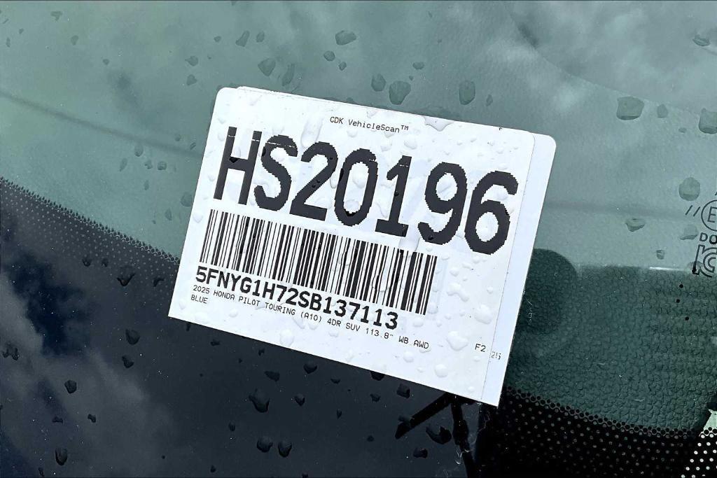 new 2025 Honda Pilot car, priced at $48,232