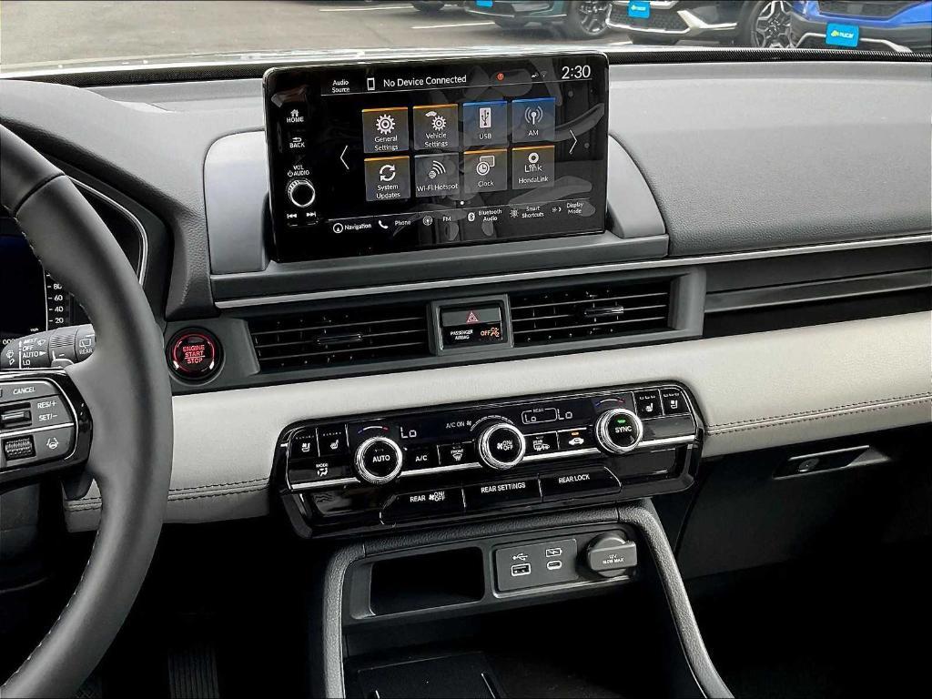 new 2025 Honda Pilot car, priced at $54,575