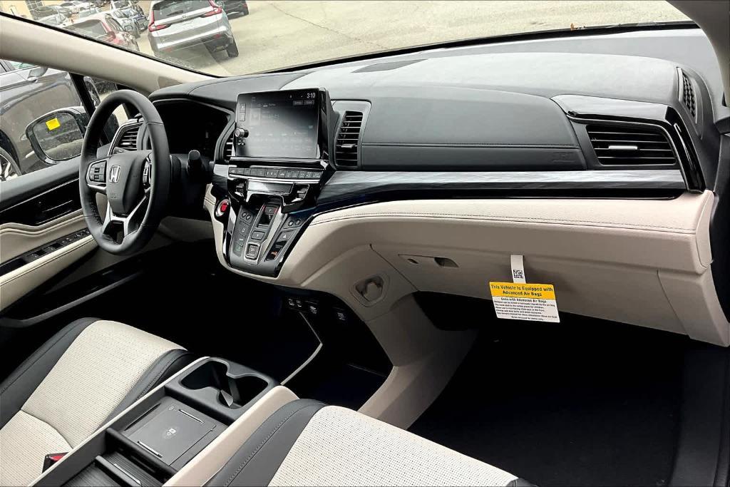 new 2025 Honda Odyssey car, priced at $52,630