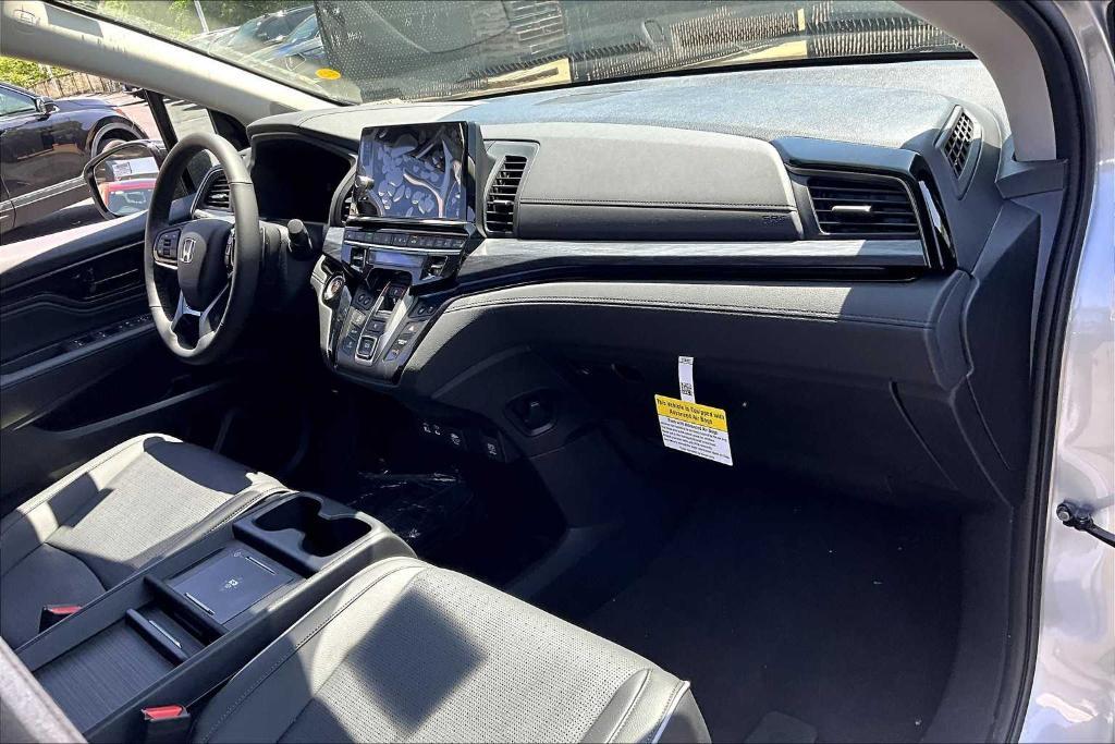 new 2025 Honda Odyssey car, priced at $52,630