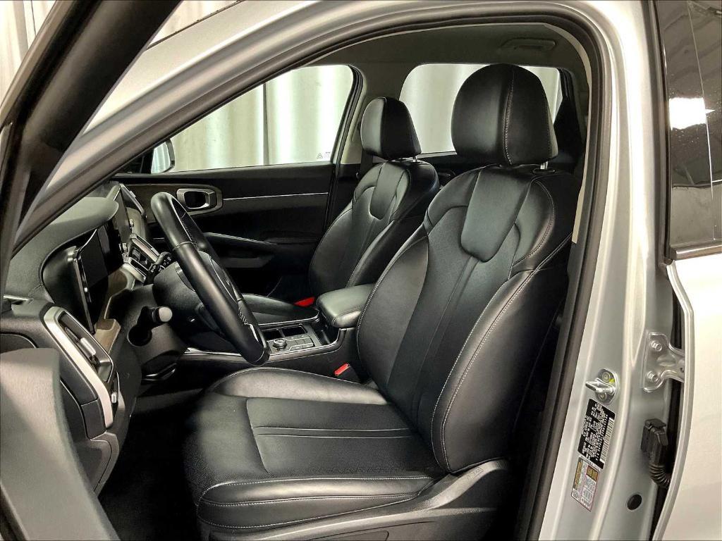 used 2022 Kia Sorento car, priced at $28,750
