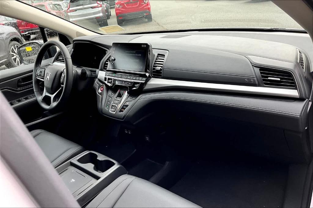 new 2025 Honda Odyssey car, priced at $43,280