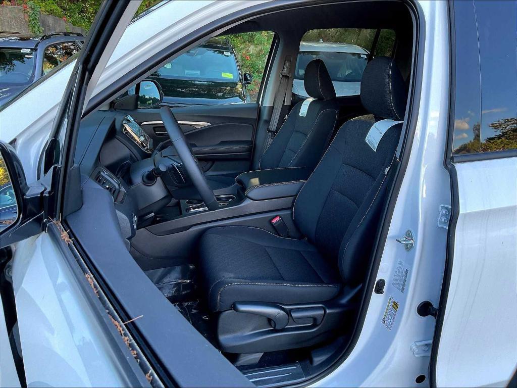new 2024 Honda Ridgeline car, priced at $39,948