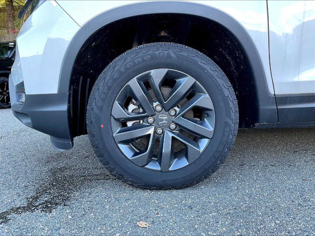 new 2024 Honda Ridgeline car, priced at $39,948